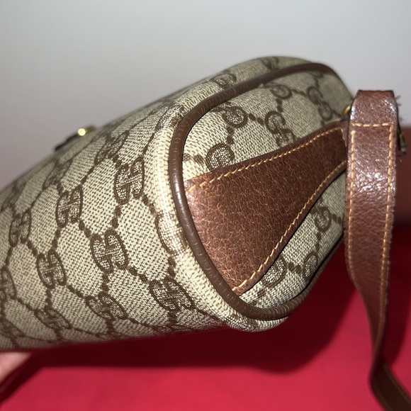 Gucci Monogram Sherry Line Sling or crossbody bag - Picture 11 of 16